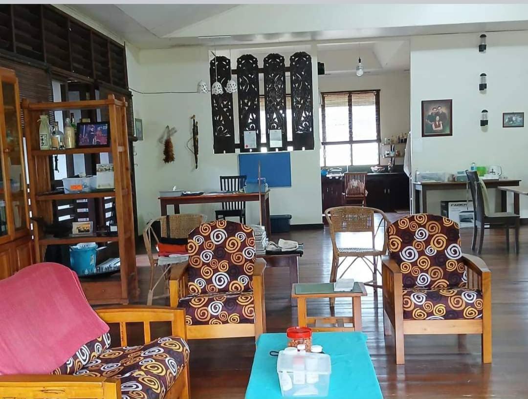 Mulu Tribal Homestay Zewnętrze zdjęcie