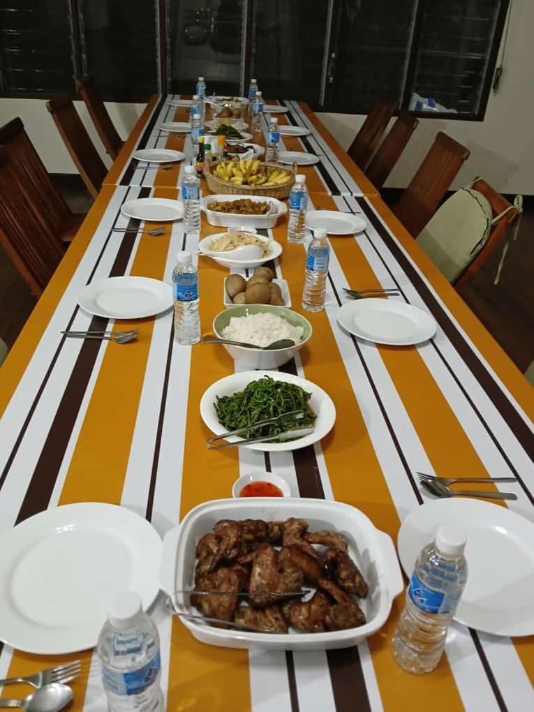 Mulu Tribal Homestay Zewnętrze zdjęcie