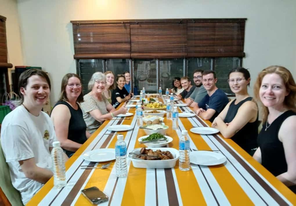 Mulu Tribal Homestay Zewnętrze zdjęcie