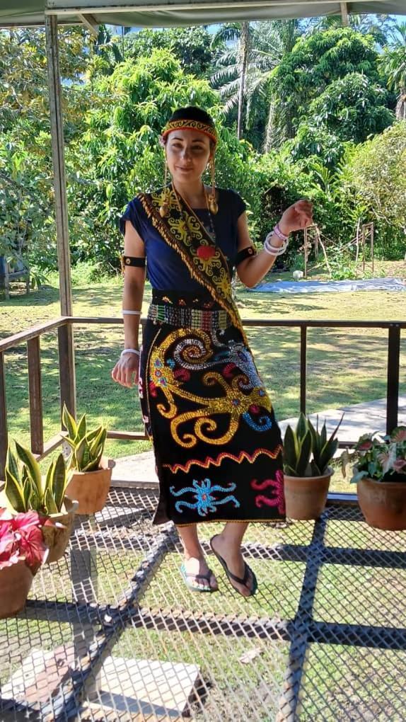 Mulu Tribal Homestay Zewnętrze zdjęcie